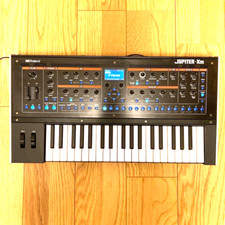 Roland Jupiter-Xm 37-Key Portable Keyboard Synthesizer