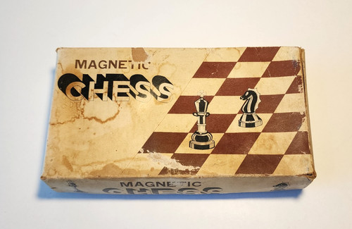 VTG Folding Magnetic Travel Chess Board Game Set Taiwan Rep of China Portable
