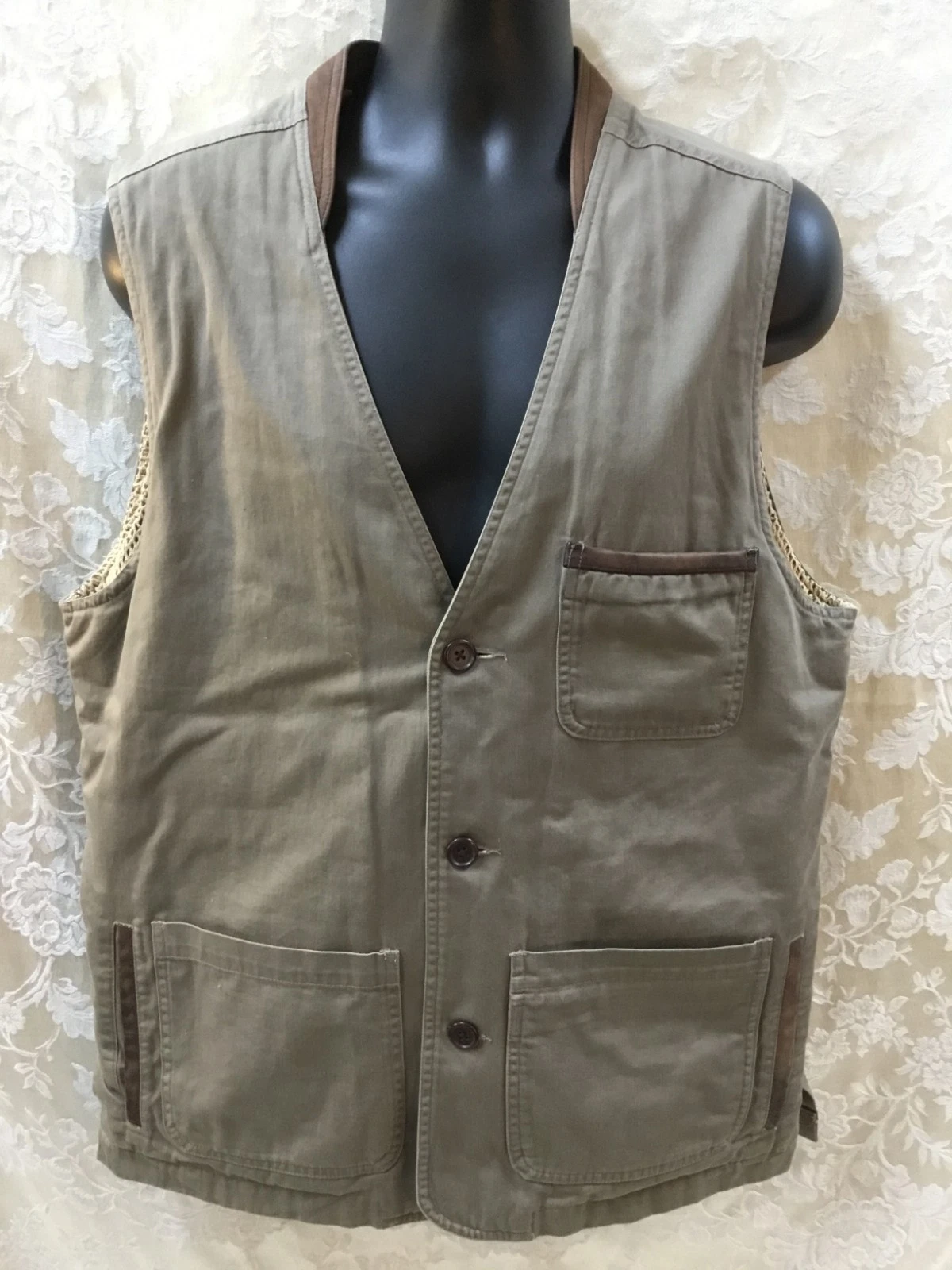 Travel Smith Med. 100% COTTON Safari OUTDOOR FISHING VEST KHAKI Utility camp
Opens in a new window o