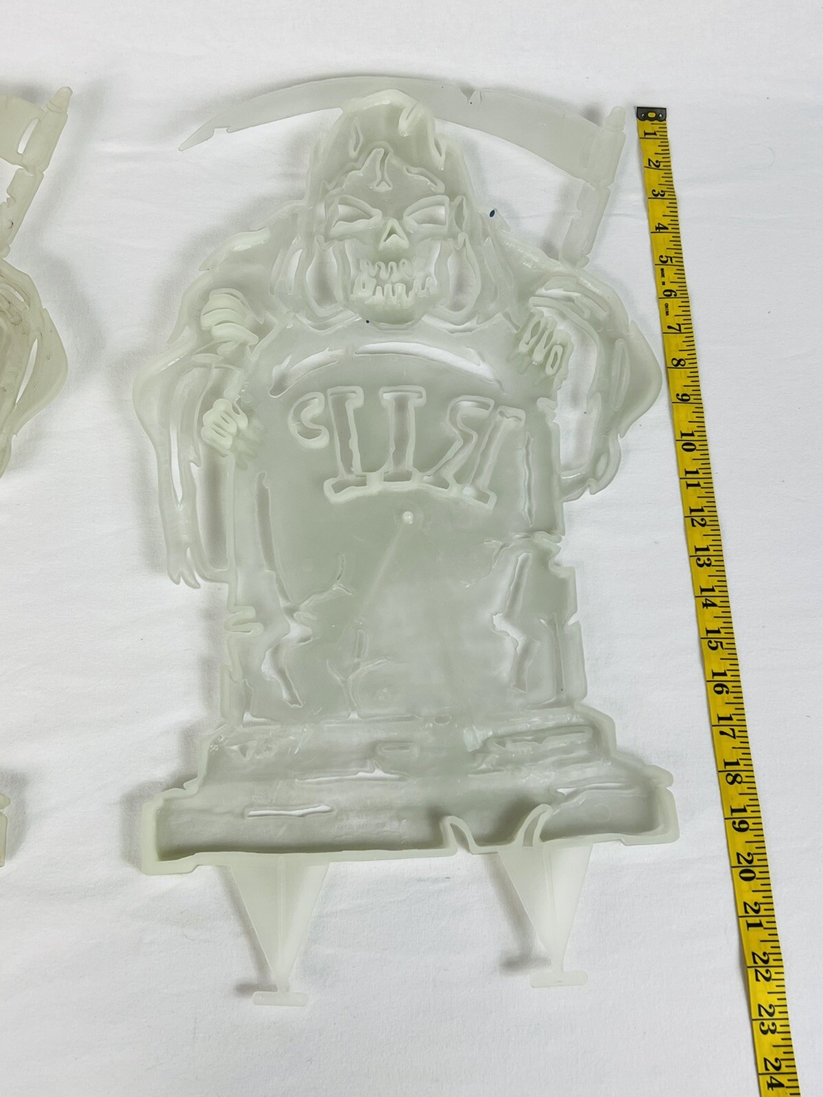 (2) Vintage Glow In the Dark Grim Reaper RIP Halloween Decorations Lawn Decor