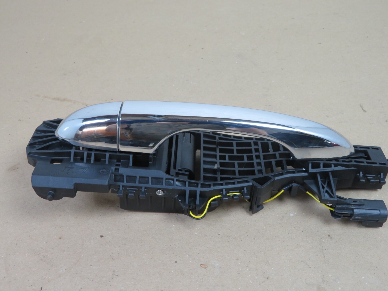 2014-2017 MASERATI GHIBLI 3.0L REAR RIGHT EXTERIOR DRIVER SIDE DOOR HANDLE OEM