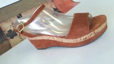 Wms GASTONE LUCIOLI WEGDE PLATFORM /RUST SUEDE SANDALS SZ 36.5/6.5