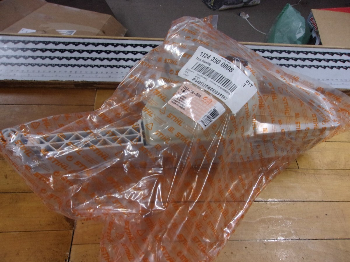 moさん返品用 Stihl OEM MS881 Rear Handle Fuel Tank Assy MS 881 1124-350-0808