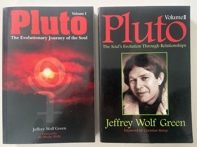 Pluto: The Evolutionary Journey of the Soul Volume 1 & 2 by Jeffrey Wolf Green