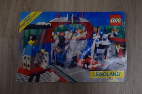 LEGO 6066 LegoLand Castle Camouflaged Outpost Instructions & Catalogs 1987