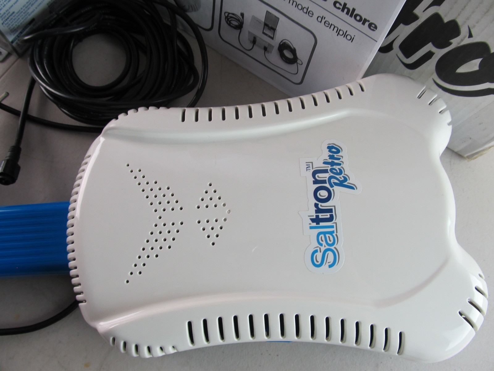 Solaxx Saltron Retro Salt Chlorine Generator for Above Ground Pools New Open Box