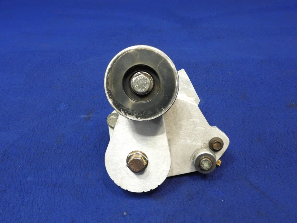 Tensor de correa y soporte P75 Ford Mustang ProCharger 1987-1993 Foto 2 de 4