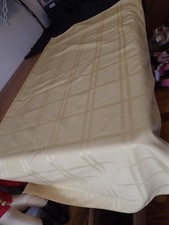gold on gold TABLECLOTH RECTANGULAR 50X53 MINT CONDITION WINDOWPANE PATTERN