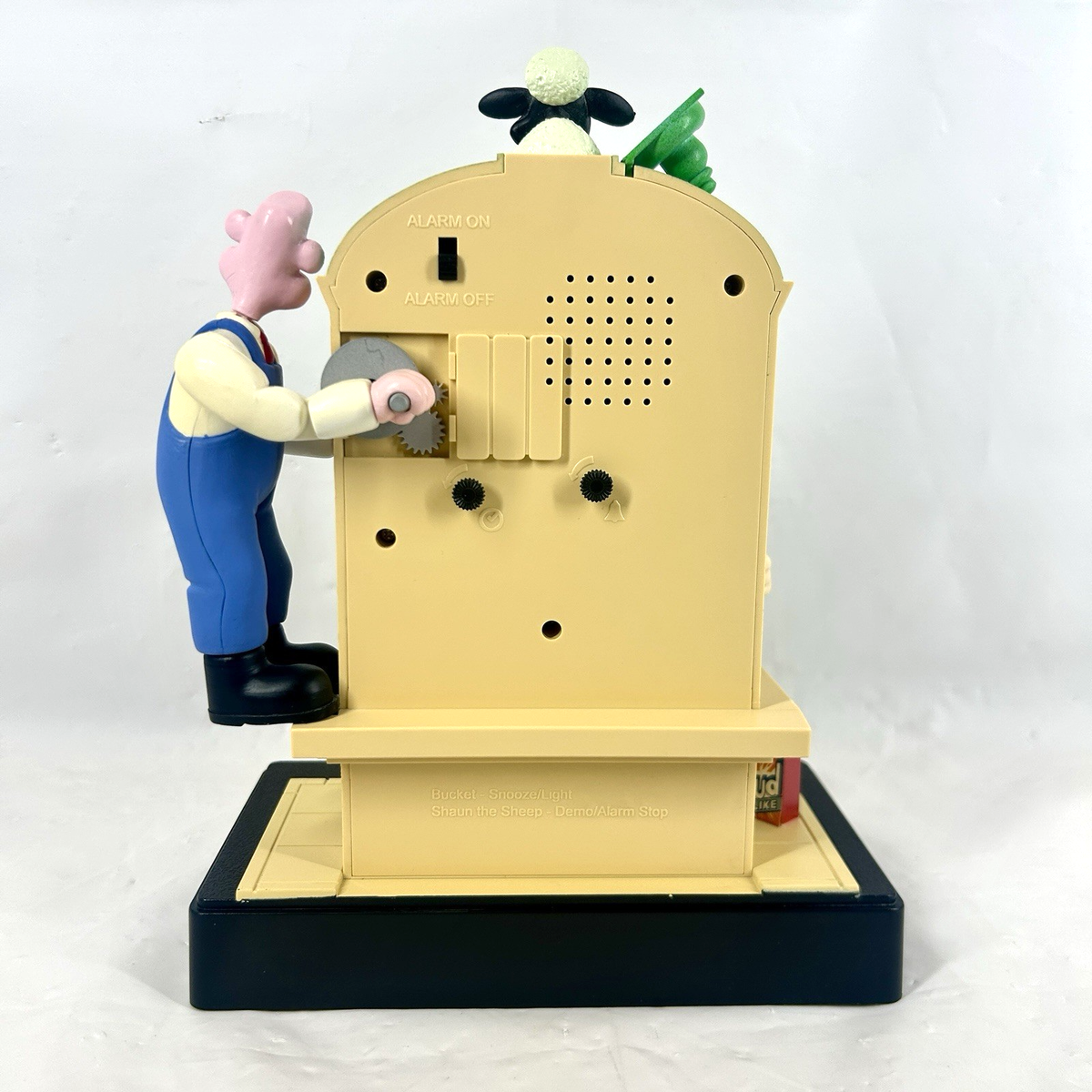 Wallace & Gromit Shaun the Sheep Alarm Clock A Close Shave Vintage