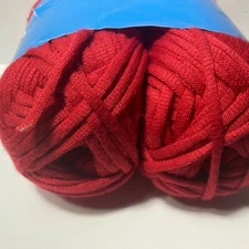 Red Tube Yarn Strata Shoelace Ribbon 2 Skeins Dream Weaver Bulky Tape Flat