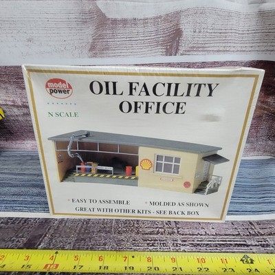 Model power N scale Oil Facility Office diorama model kit #1571 sealed 