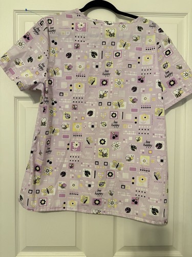 Size Lg Cute Scrub Top With Bees, Butterflies. Top Background Is Pink. - Picture 2 of 2