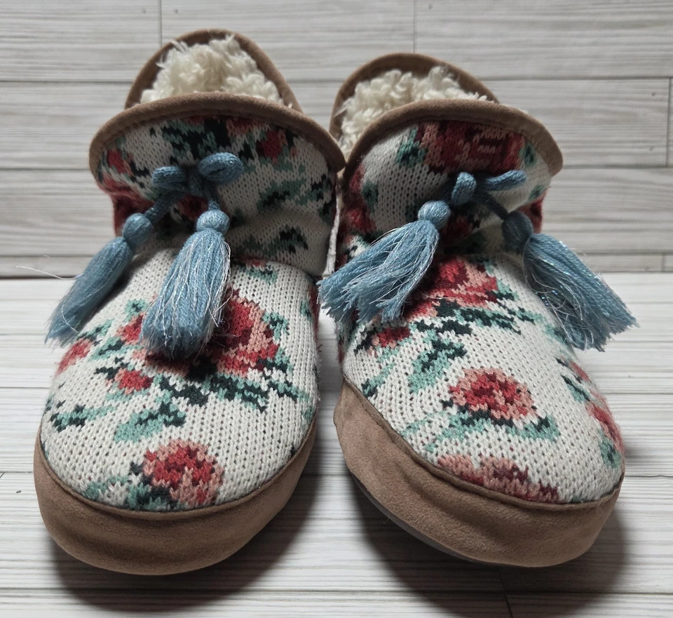MUK LUKS Womens Bootie Slippers Sz Large 9-10 Floral Cross-stitch Knit Tassels  - Image 2 of 4