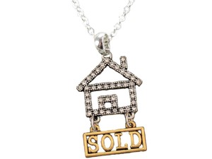 Real Estate Agent Crystal Sold Gold Silver Chain Necklace ...