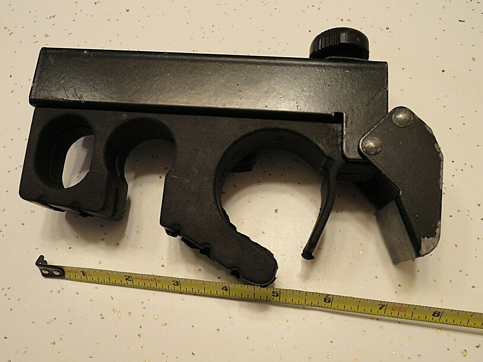 Thule System 511 Sailboard Wind Surfing Boom & Mast Holder Bracket