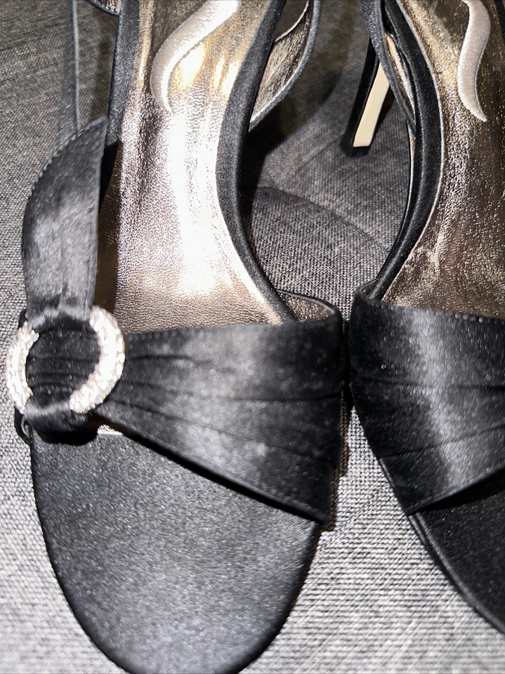 Tacones Nina Slingback negros punta abierta estrás talla 8,5 M 38,5 EUR tacón cubano Foto 4 de 4