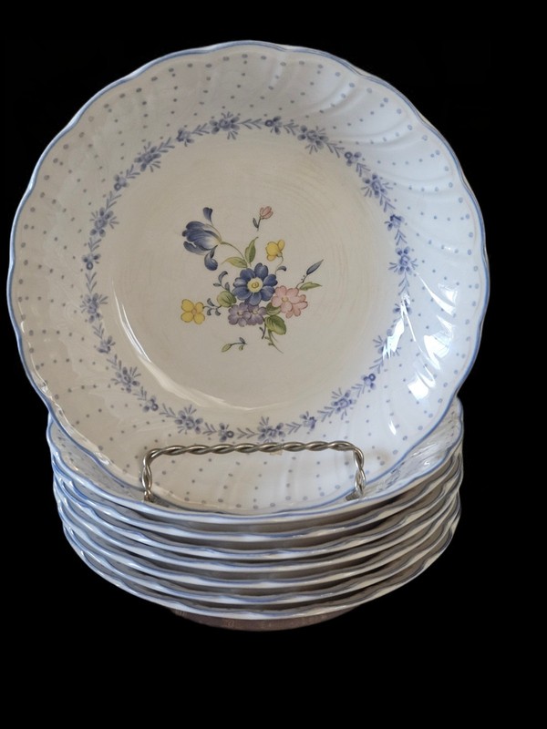 Vintage Nikko Tableware Soup Bowls 71/4      8 Altogether