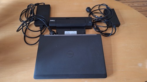 DELL Precision 7520, W11Pro, 2TB SSD, 32Gb RAM inkl. Dockingstation, 2x Netzteil