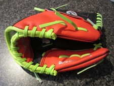 Wilson Neo-Grip T-Ball Glove - 22850 - 9 inch - RH - Pink/Black