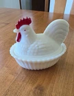 Vintage Westmoreland White Milk Glass Hen Chicken on Nest Red Comb Split Tail