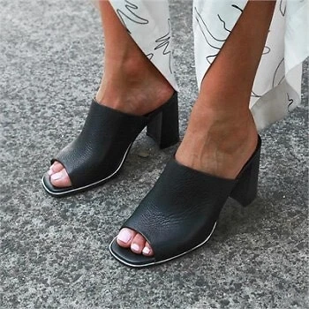 jo mercer mules