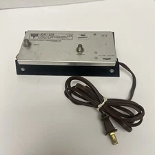 BLONDER TONGUE VHF DISTRIBUTION AMPLIER MODEL DA 21S 75 OHM 50-300MHZ 117V .06a