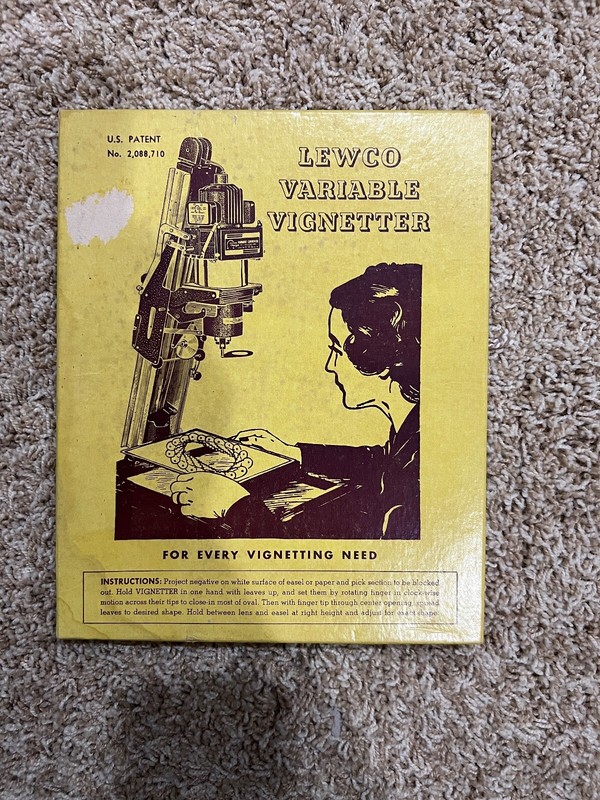 Lewco Variable Vignetter for Every Vignetting Need - Darkroom Photo Printing