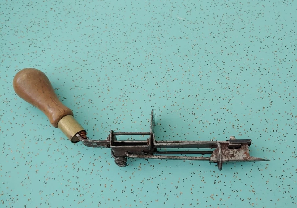 Antique Rug Hooking Tool Machine - Image 2 of 4