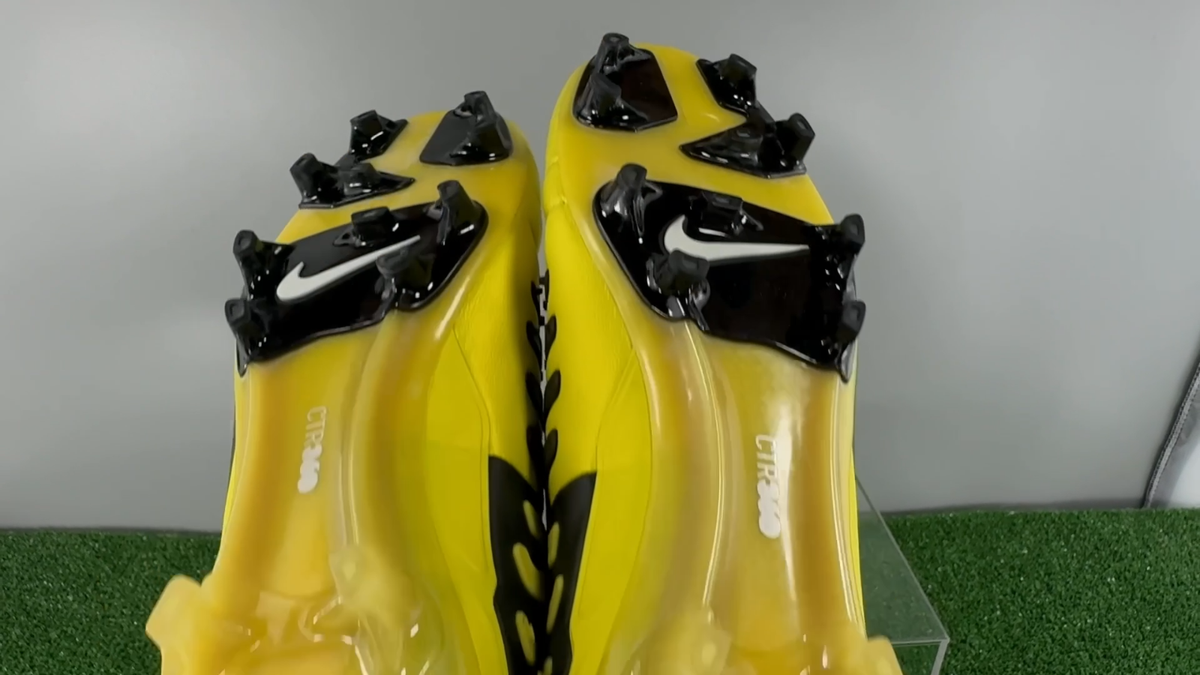 Nike CTR360 Maestri III FG 525166-710 Elite US7.5 UK6.5 Yellow