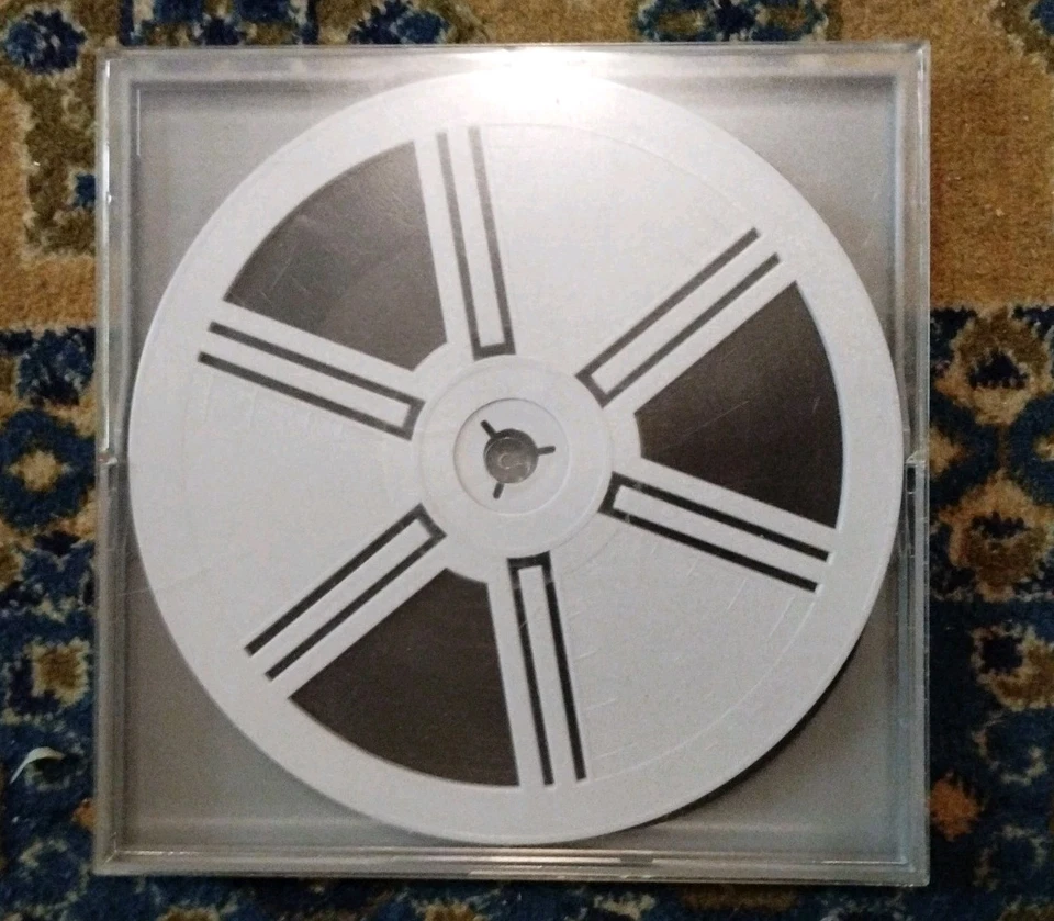 Bugs Bunny & Fuzzi auf Super 8