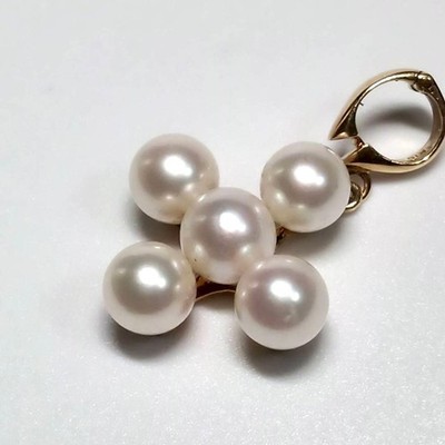 K18 Akoya Perlen Anhänger oben 6,5 mm bis 7,0 mm aus Japan