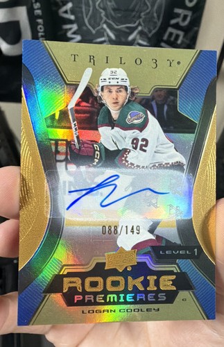 Logan Cooley [Gold Autograph] #107 2023 Upper Deck Trilogy card