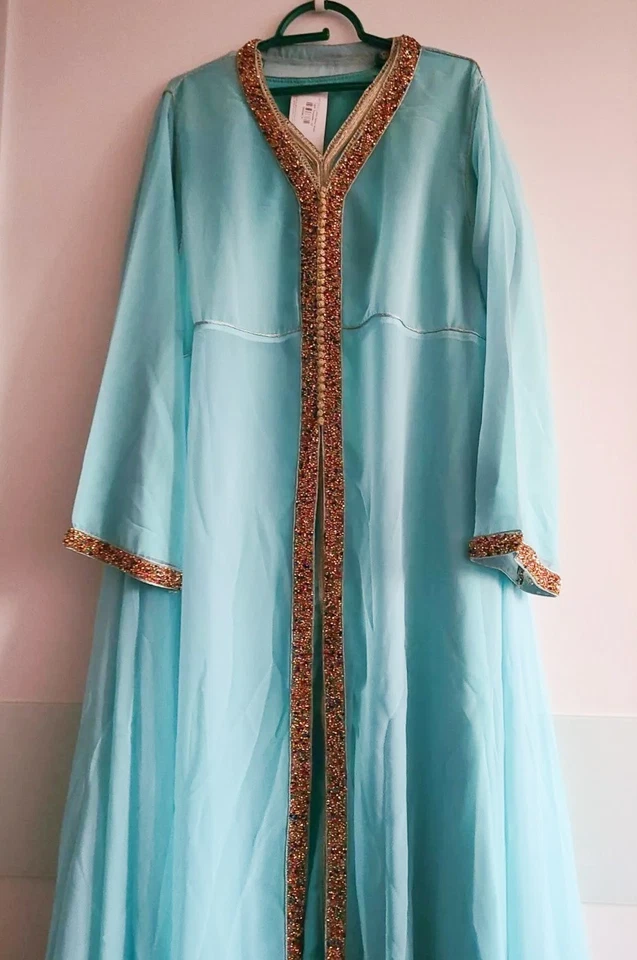 Takschita - Bild 2 von 4