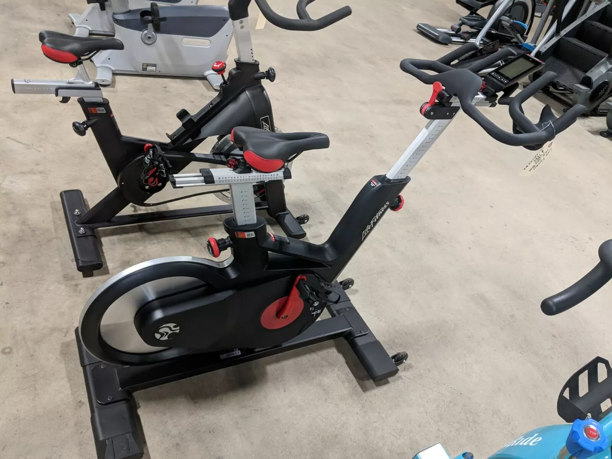 Life fitness ic5 2025 indoor cycle reviews