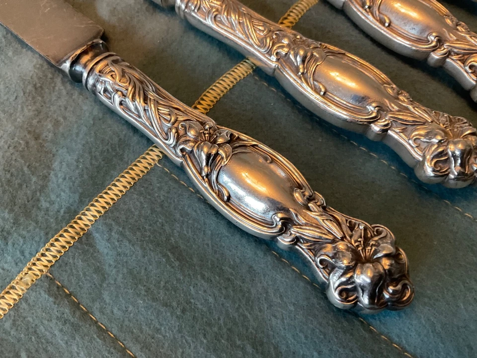 6 CUCHILLOS DE CENA STERLING INTERNATIONAL SIMPSON HALL MILL FRONTENAC ROMOS 8 7/8" Foto 3 de 4