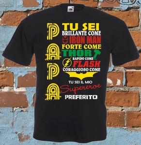 magliette con supereroi
