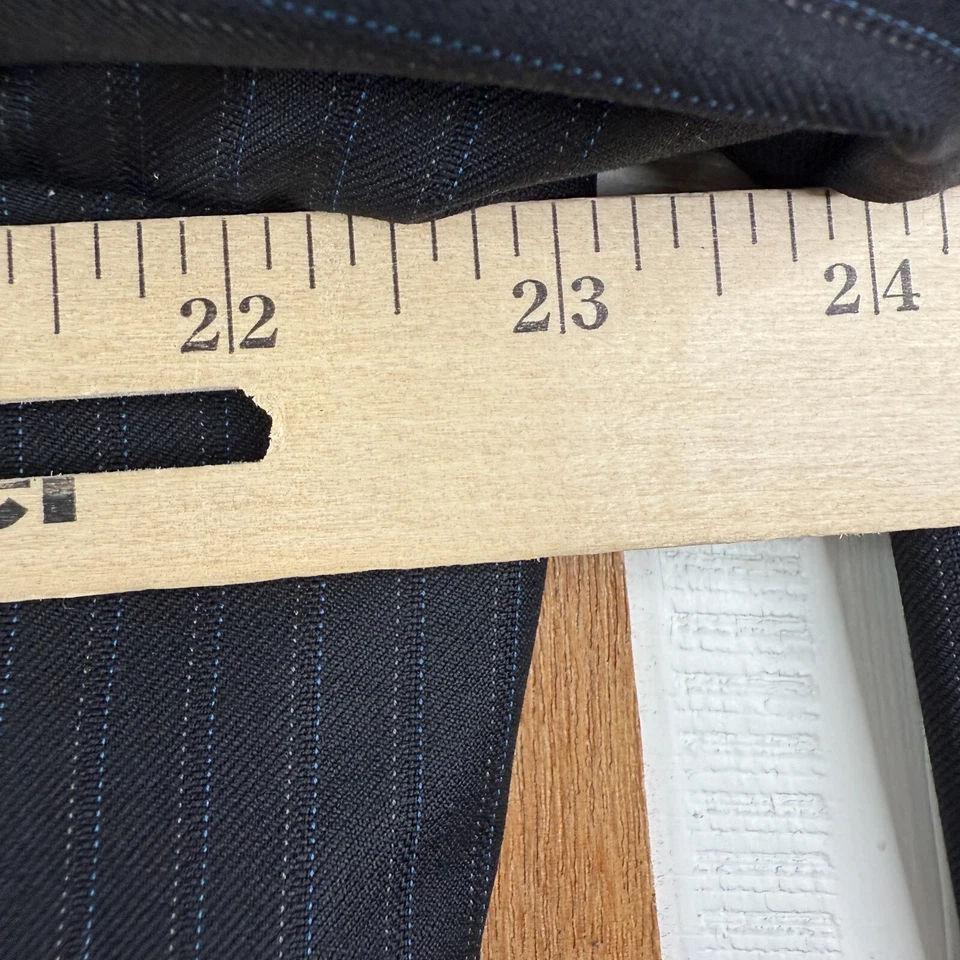 Костюм Studio Milano мужской 44L темно-синий в тонкую полоску на 2 пуговицах супер 140s шерсть - Изображение 3 из 4