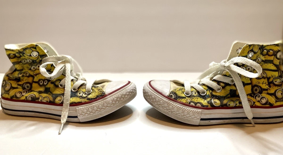CONVERSE All Star Hi Top Chuck Taylor Shoes White MINION Theme
