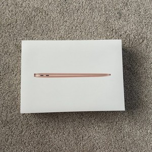 MacBook Air 13-Inch Rose Gold Laptop 8GB Memory 256GB SSD A2337 *EMPTY BOX ONLY*