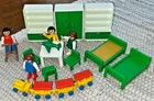 Vintage 1983 Playmobil Kids Playroom & Bedroom 4 Children Figures 3417