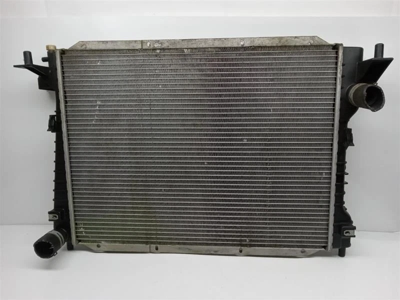 Radiator Fits 00-05 FORD THUNDERBIRD 5W4Z8005AA Foto 2 de 4