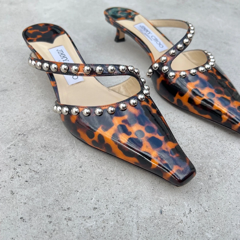 Jimmy Choo | Auténticas mulas de gatito de charol de tortuga de colección con tachuelas plateadas (37,5) Foto 2 de 4