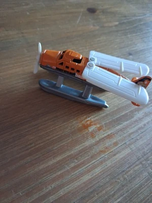 Matchbox Die-Cast Seaplane Aircraft 1:64 1998. Very Good Condition - Image 1 of 4