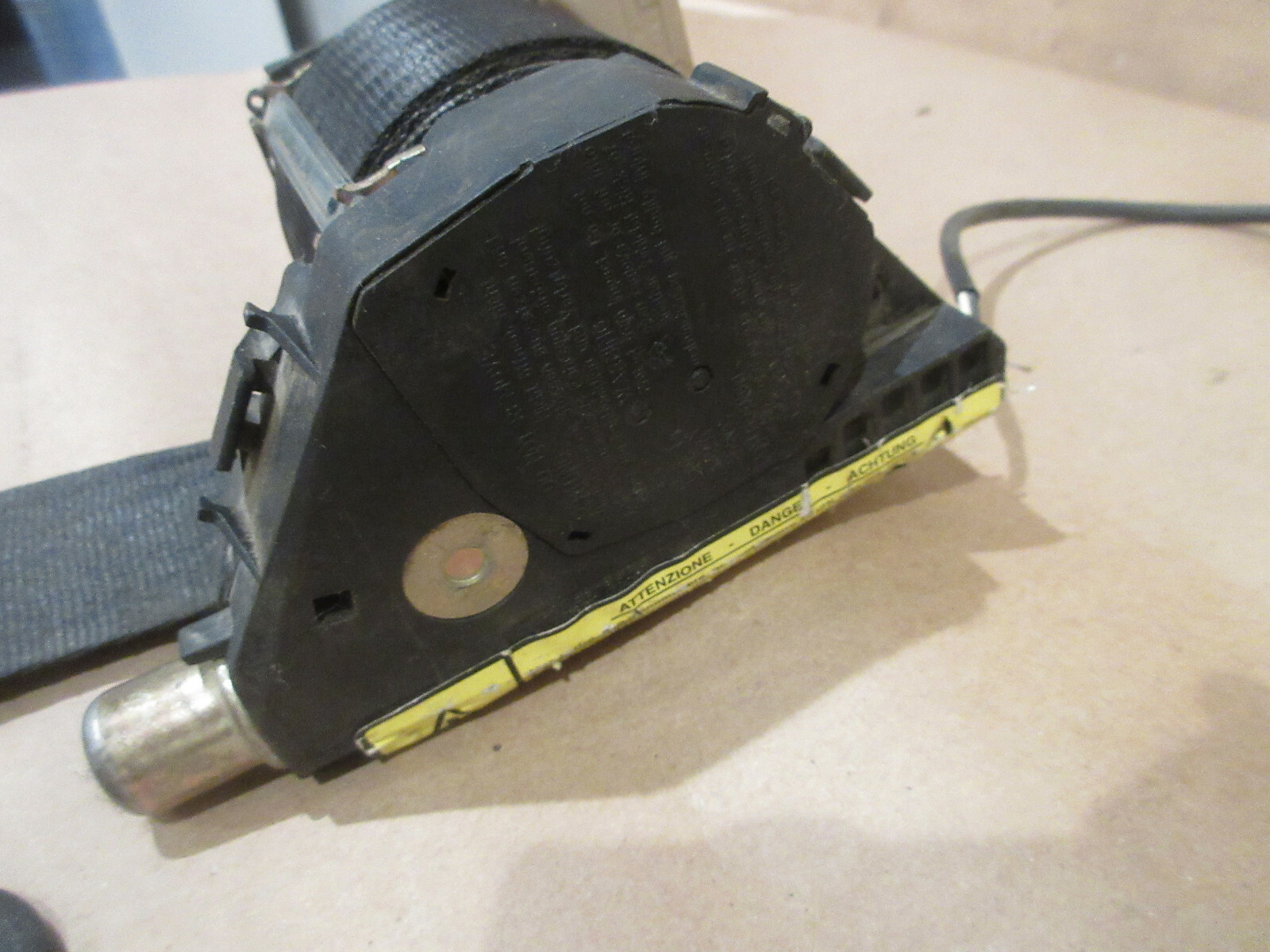 Maserati 4200 - LH Front Seat Belt Roller - P/N 67190800