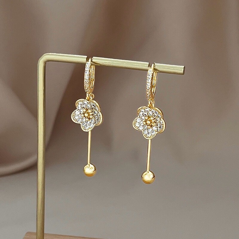 18K Gold Plated Flower Dangle Drop Earrings for Women