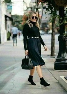 methacrylate heel stretch ankle boots