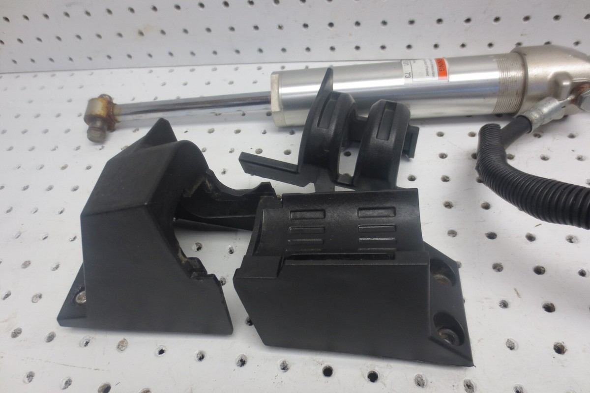 2012 Skidoo MXZ XRS 800 KYB Rear Shock adjustable 503193173 2013