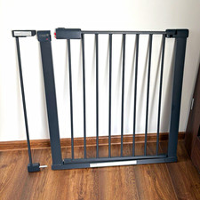 Cuggl Grey Metal Doorway Stair Gate 74cm High and extension, 75-81cm + 6cm ext