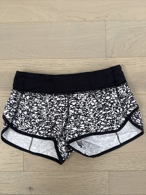 Lululemon Speed Up Shorts Womens size 4 White/black Gym Running