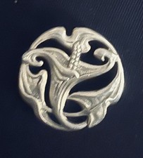 Ex rare Antique ARTS & CRAFTS hallmarked CALLA LILY button, Ca., early 1900s